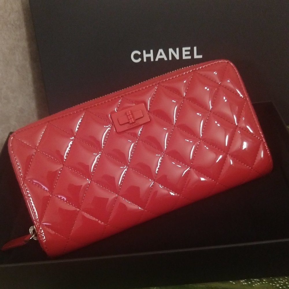 Chanel Patent Leather Large Zip Wallet - Picture 3 of 16